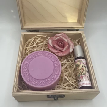 Fa ajándék doboz Tündércsók 